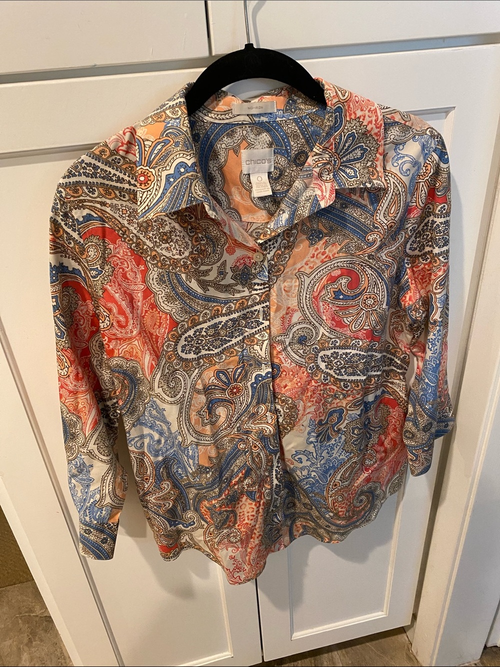 Chico's no iron  Multicolor Paisley Button-Down Shirt 3/4 sleeve blouse